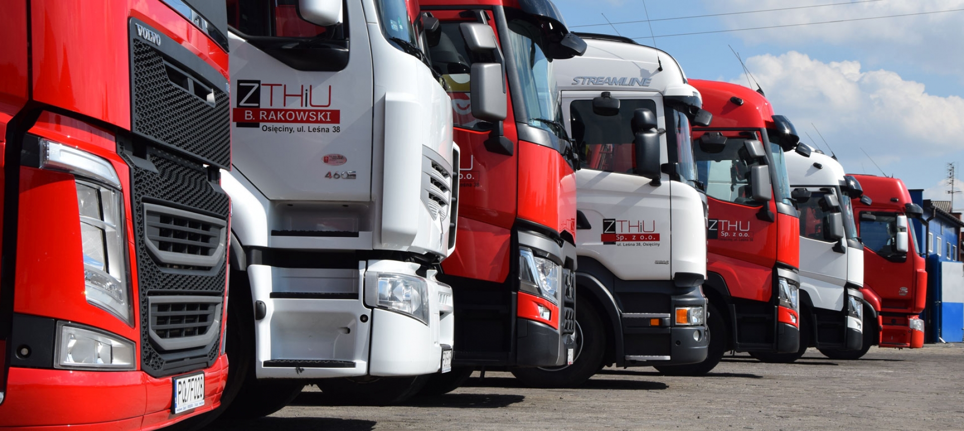 Usługi transportowe <span>30 lat doświadczenia</span>